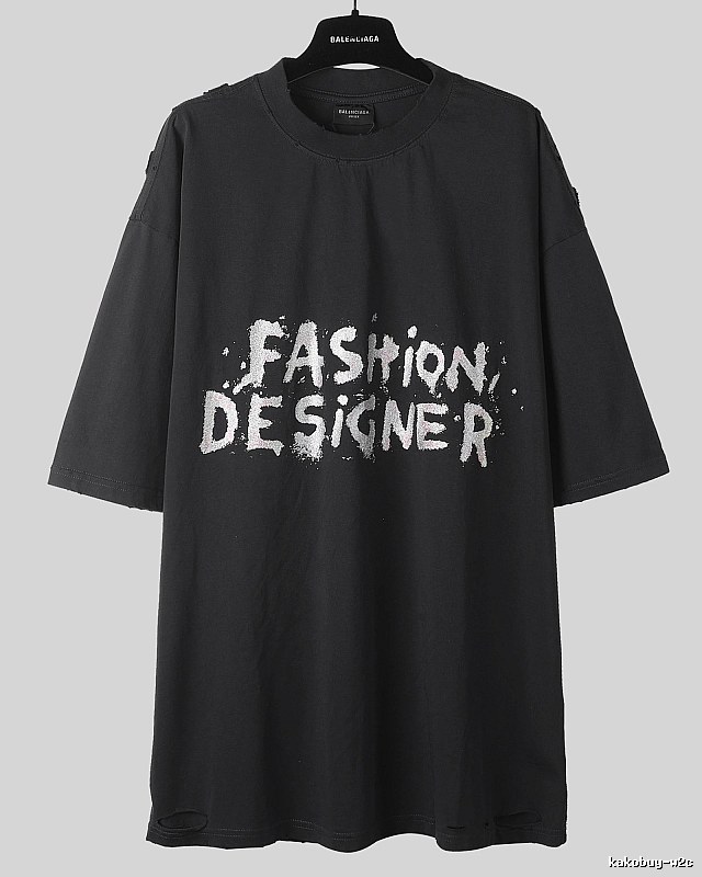 Balenciaga's trendy and cool black T-shirt