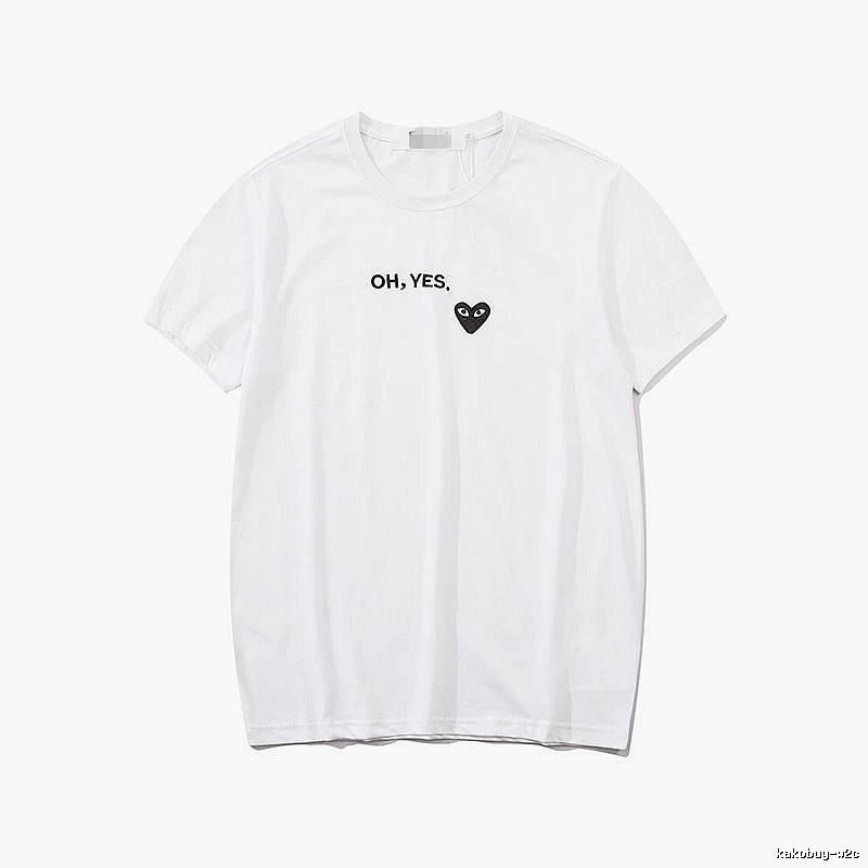 Comme des Garcons PLAY 2021-87 White Style 2187 Heart Logo T-Shirt Statement Graphic