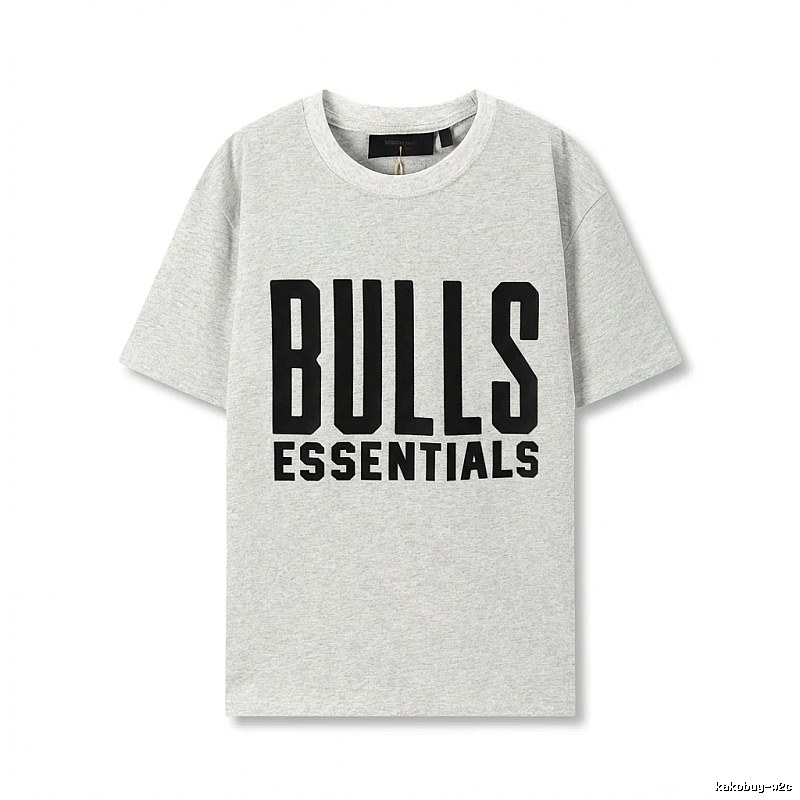 ESSENTIALS Bulls Style Grey T-shirt