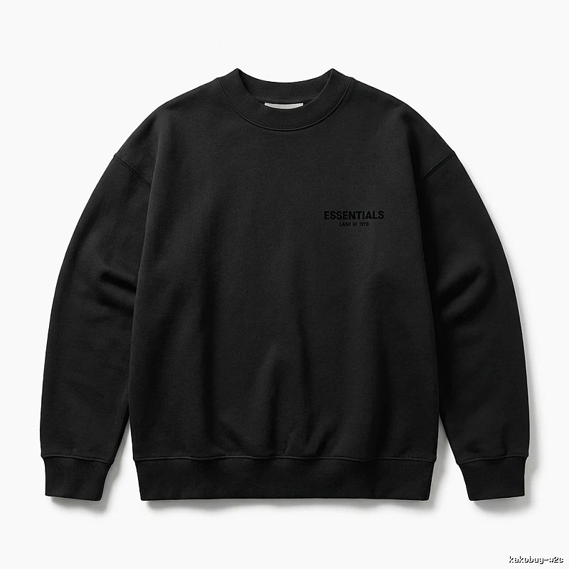 ESSENTIALS minimalist style black sweatshirt