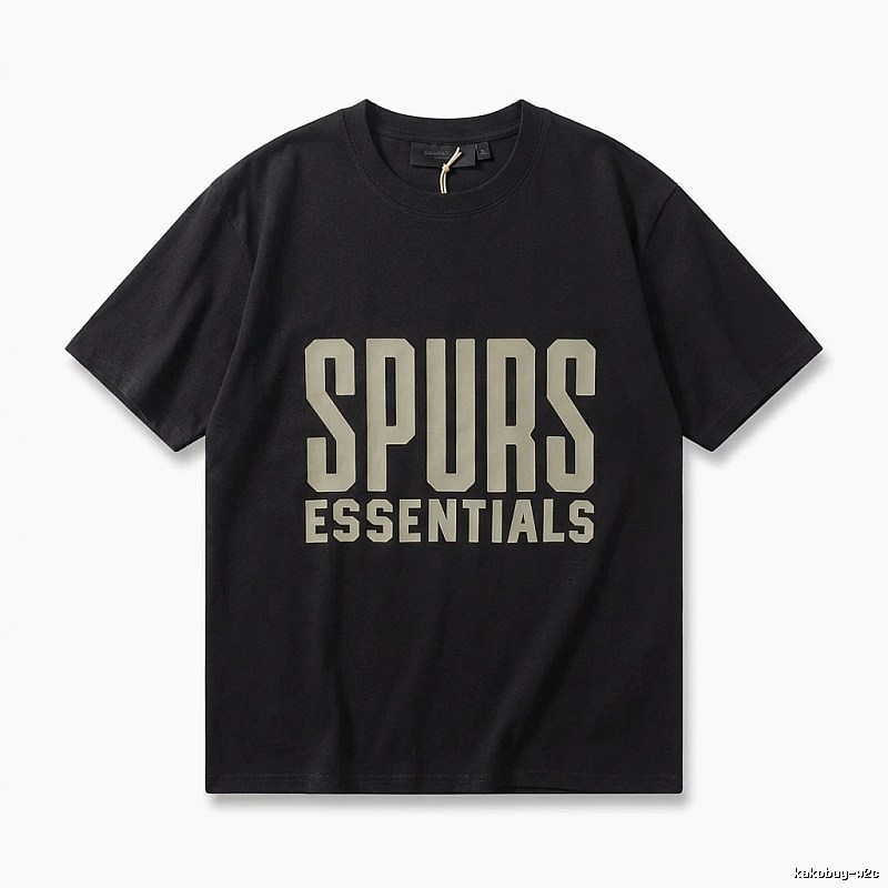 ESSENTIALS minimalist style black T-shirt