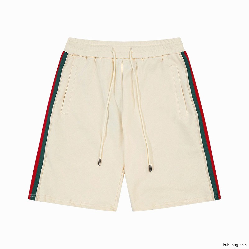 Gucci retro style off-white shorts