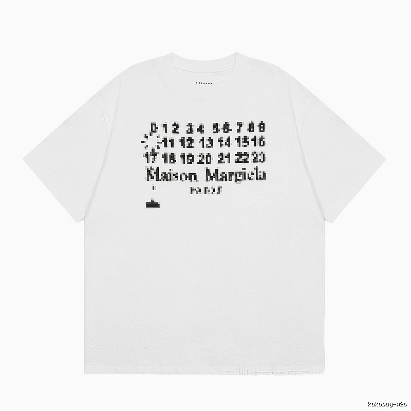 Maison Margiela Pixel Streetwear White Short-sleeve T-shirt