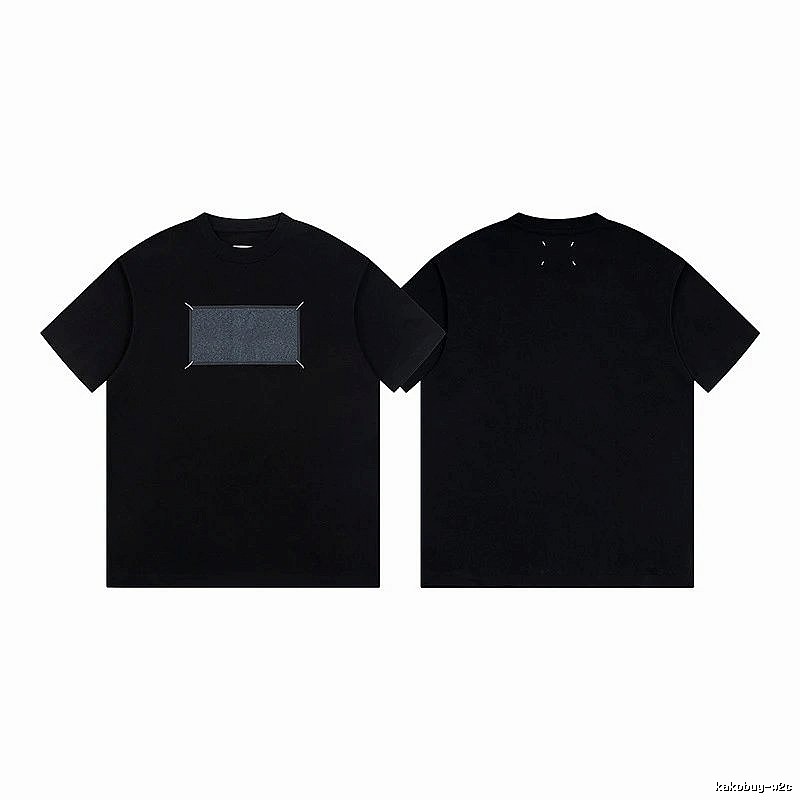 Maison Margiela Stitched Minimalist Style Black Short-sleeve T-shirt