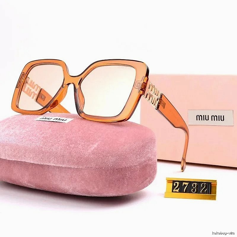 Miu Miu Streetwear Oversized sunglasses Black Oval Sunglasses with Practical Shape