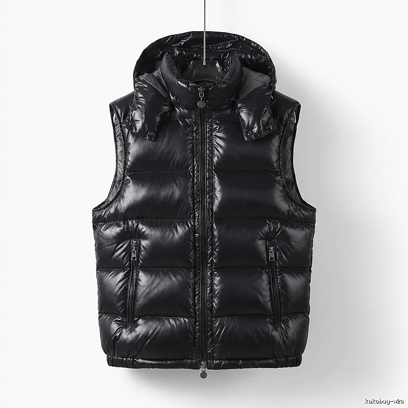Moncler black stylish down vest