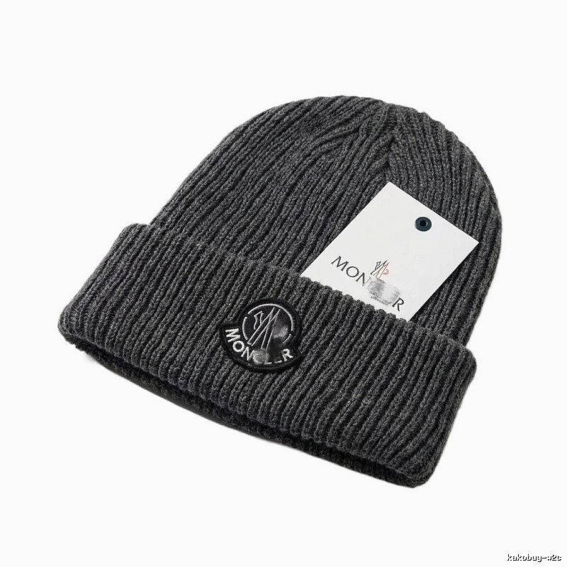 Moncler classic grey knitted hat