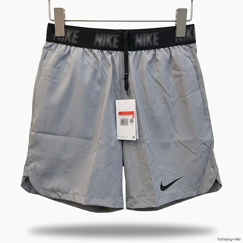 Nike sporty grey shorts
