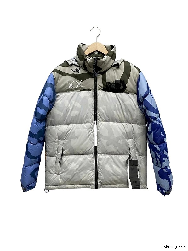 The North Face camouflage - spliced grey down jacket